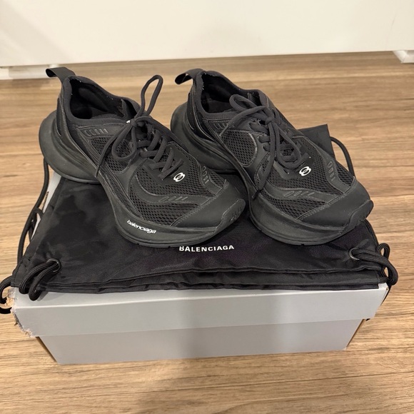 Balenciaga Shoes - Balenciaga black circuit sneakers